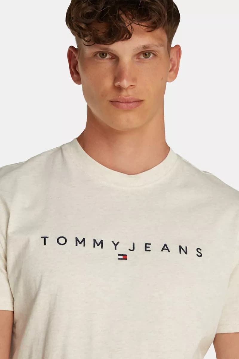 Camiseta Arena Tommy Hilfiger Tjm Reg Liner Logo Tee Ext Oat Marl Htr - Imagen 1