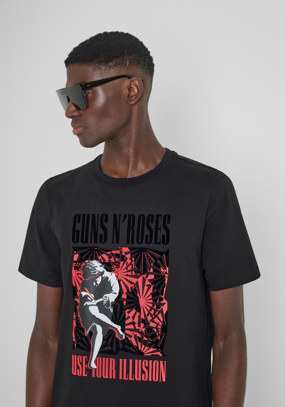 Camisetas Antony Morato Negro Guns N'Roses MMKS02536 FA100144 9000 - Imagen 3