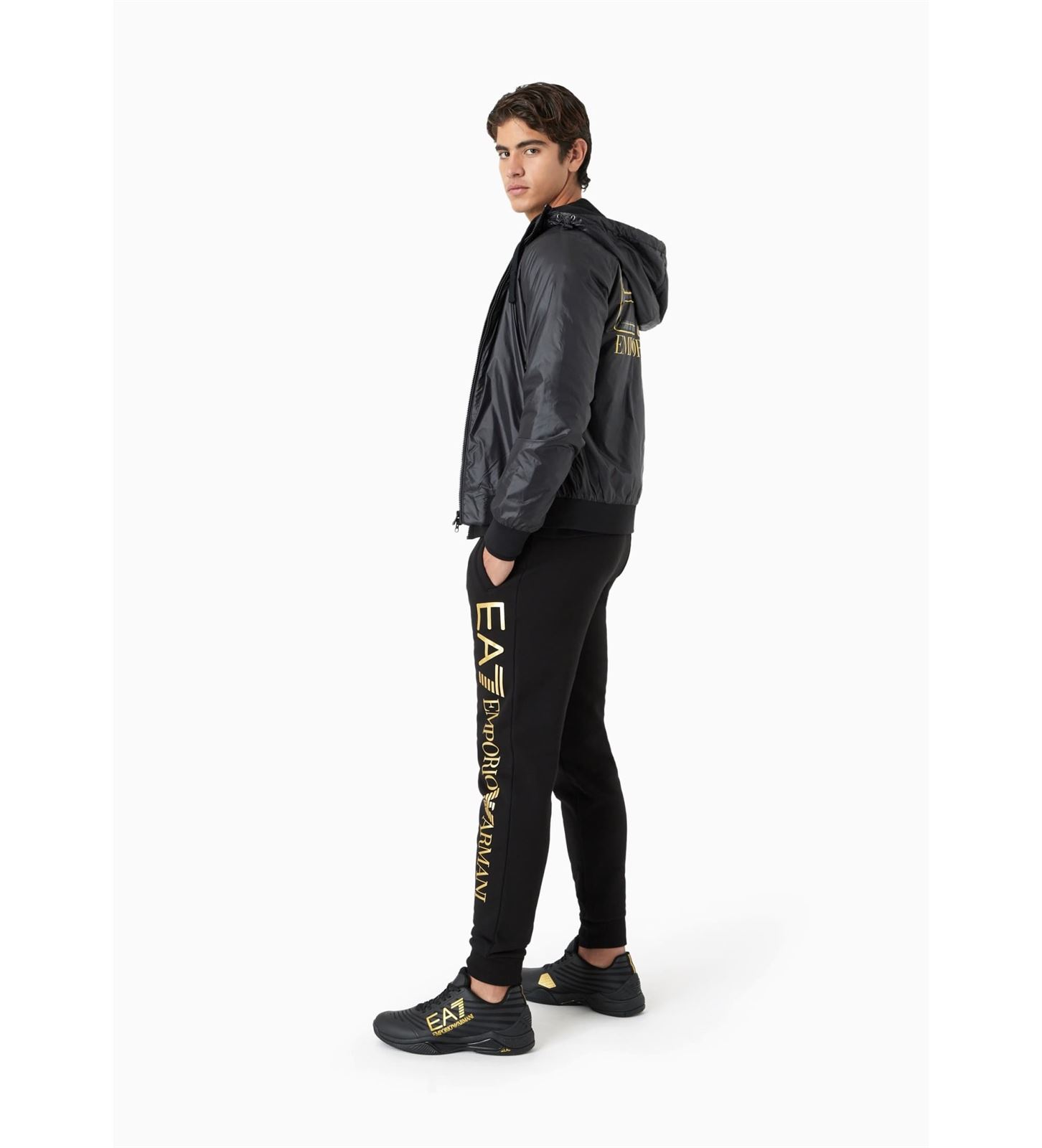 Pantalón EA7 Emporio Armani 7M000572 AF10377 MC004 black/gold - Imagen 4