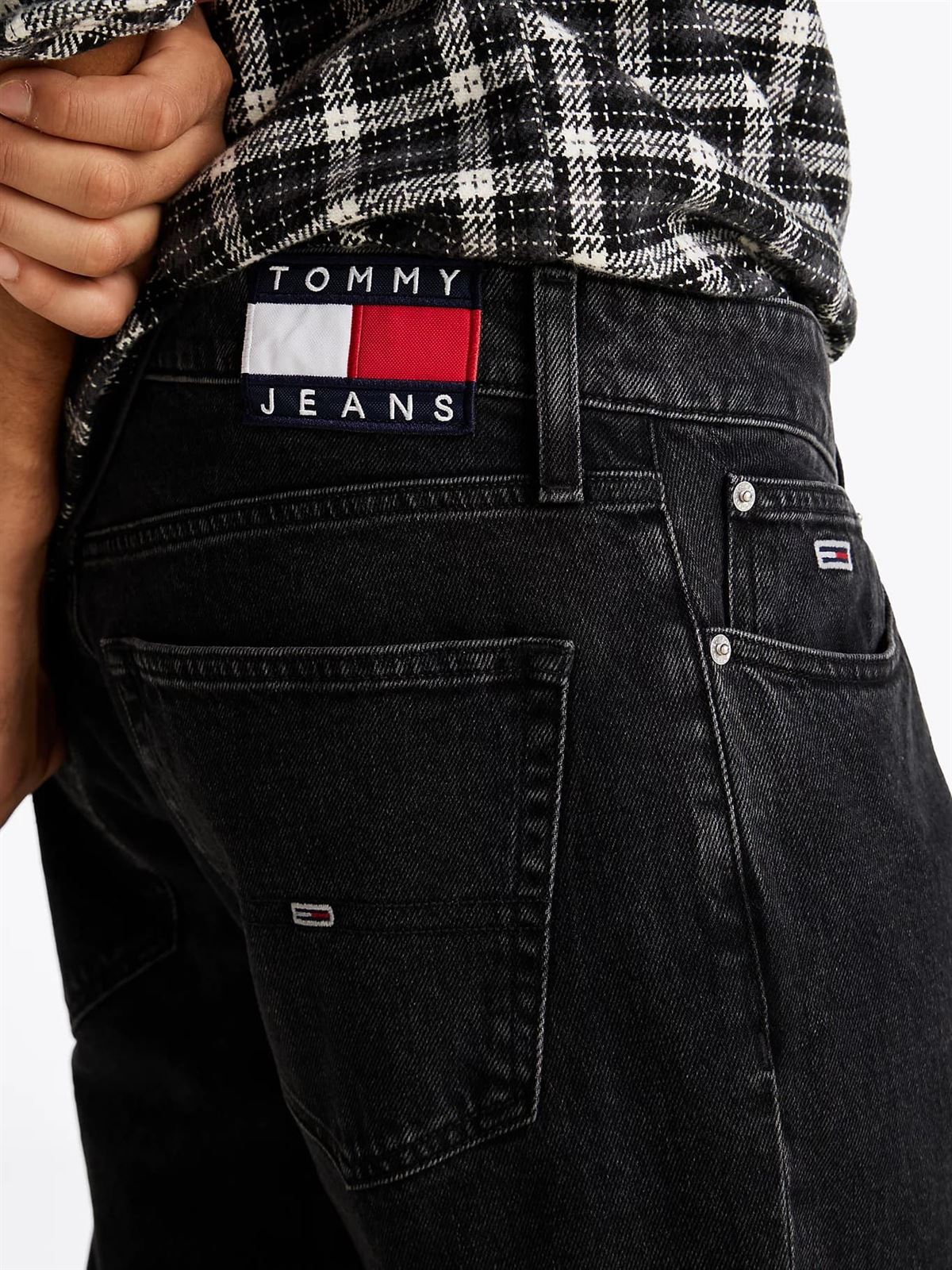 Pantalón Vaquero Negro Tommy Jeans Scanton Slim AI4181 Denim Black DN0DM21135 1BZ - Imagen 4